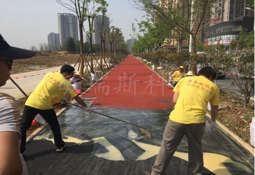 ����·���zճ�������wϵ�Ĳ